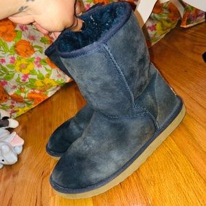 Navy blue uggs